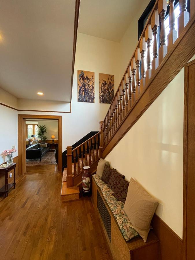 Cecil Bacon Manor Bed & Breakfast Seattle Exterior photo