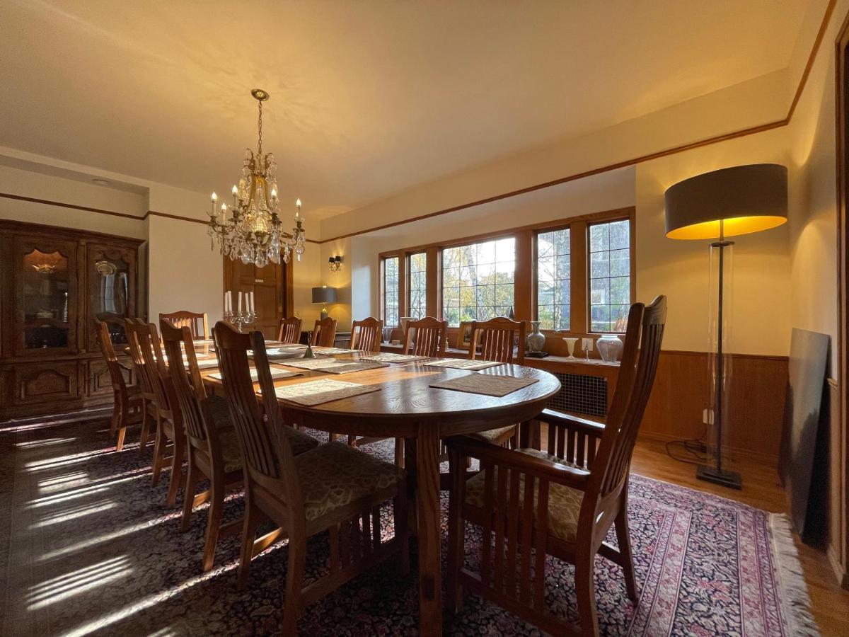 Cecil Bacon Manor Bed & Breakfast Seattle Exterior photo
